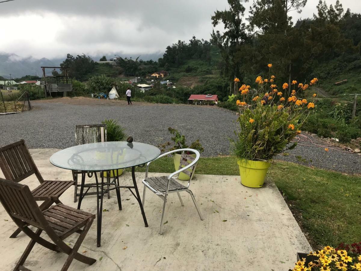 Le Guetali Hotel Salazie Buitenkant foto
